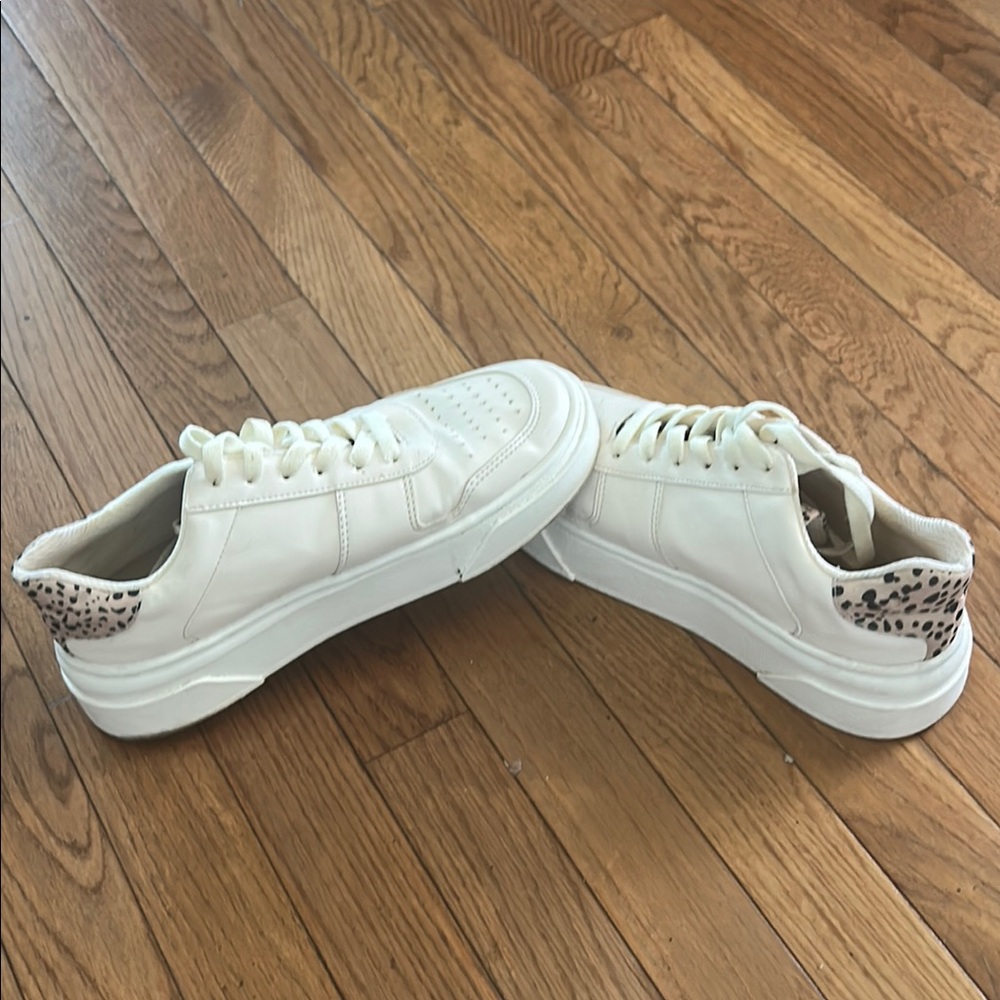 White Cream Sneakers with Snakeskin Detail